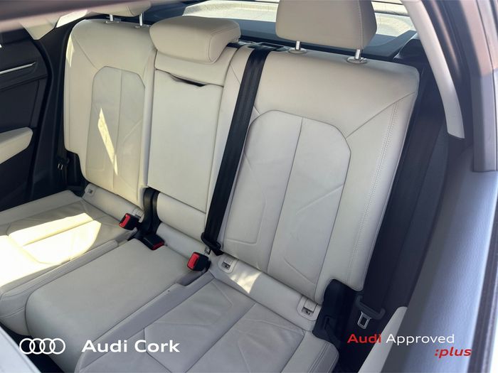 Audi Q3 2021