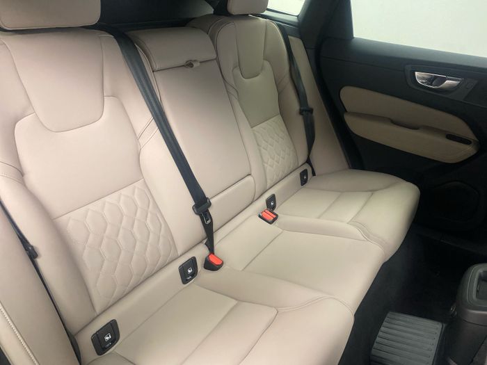 Volvo XC60 2026