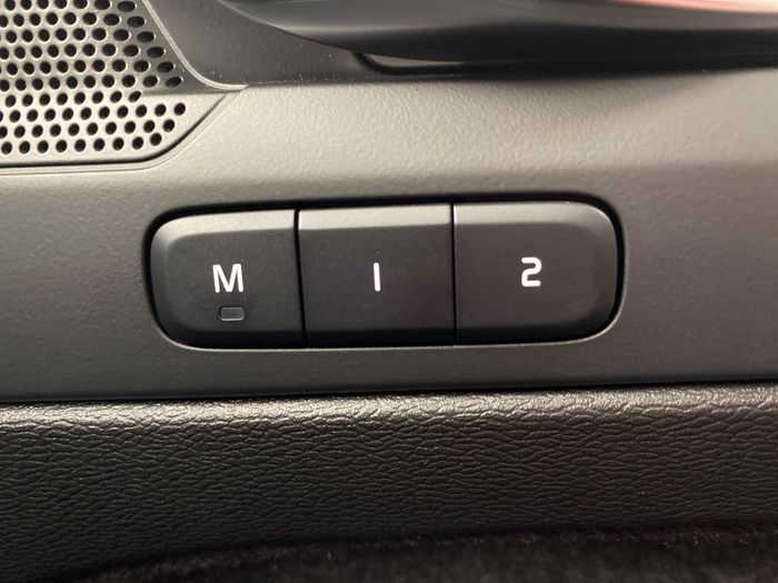 Volvo XC40 2026