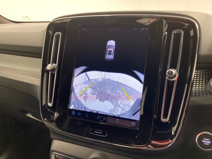 Volvo XC40 2026