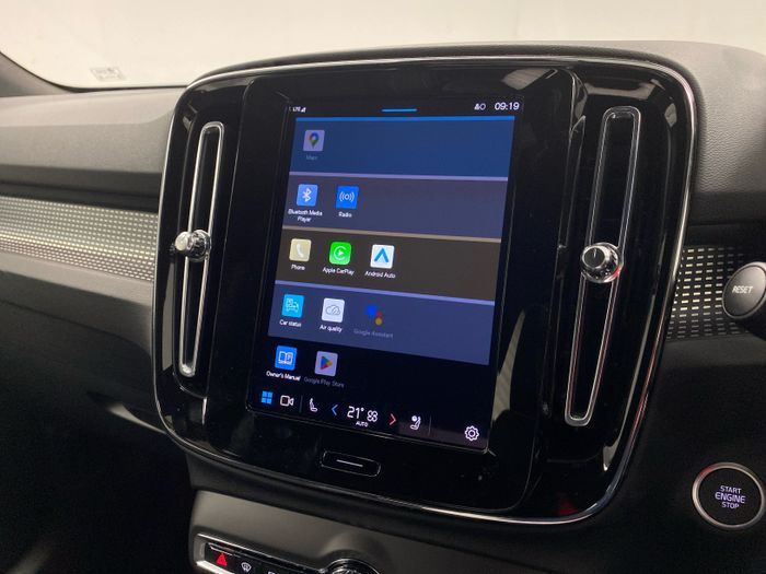 Volvo XC40 2026