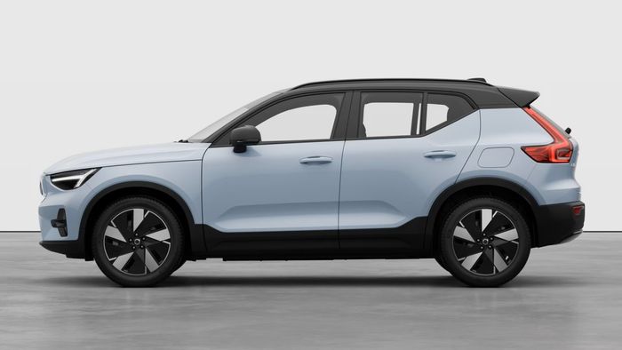 Volvo EX40 2026