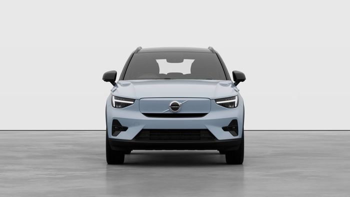 Volvo EX40 2026