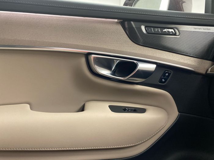 Volvo XC90 2026