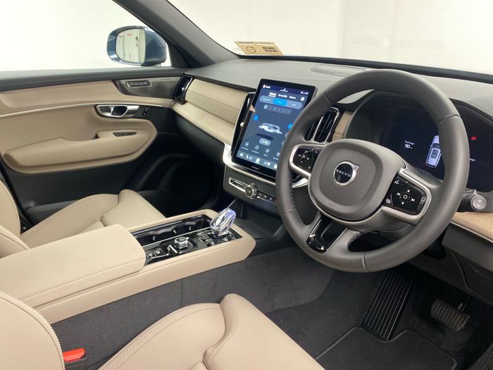 Volvo XC90 2026