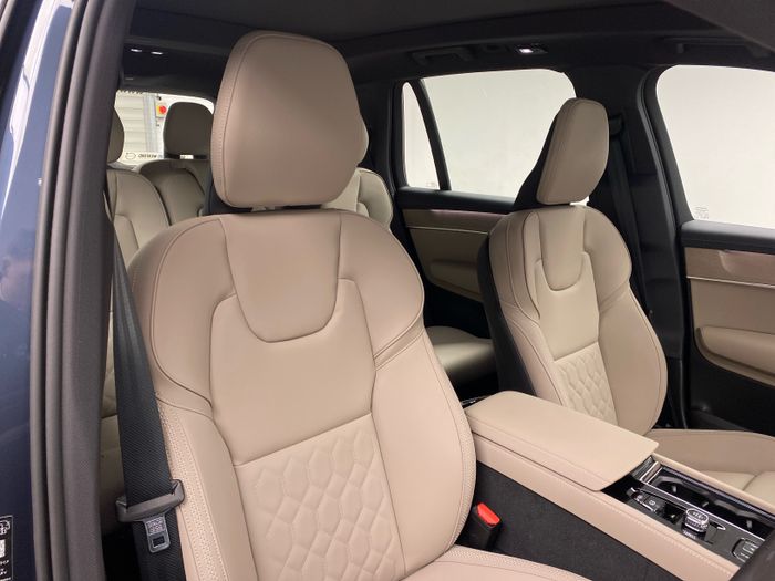 Volvo XC90 2026