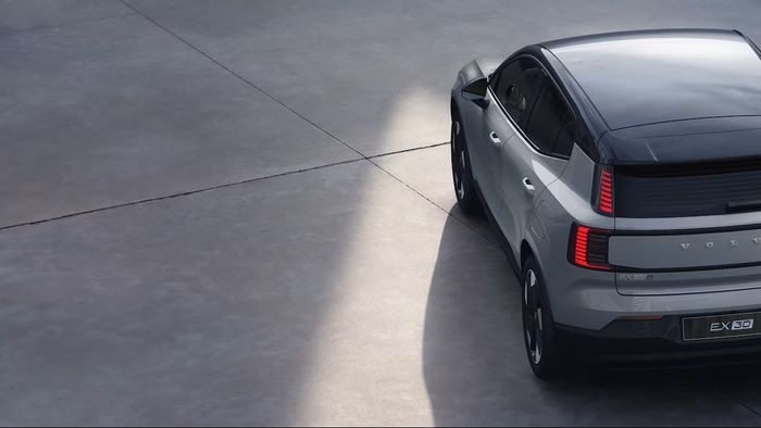 Volvo EX30 2026