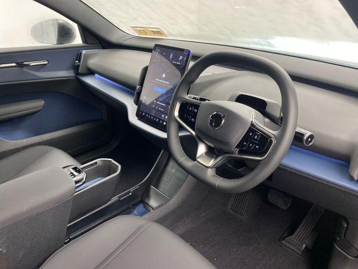 Volvo EX30 2026