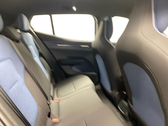 Volvo EX30 2026