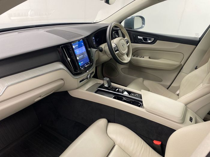 Volvo XC60 2024