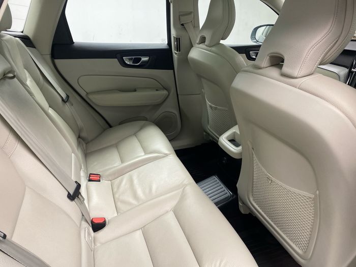 Volvo XC60 2024