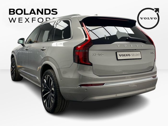 Volvo XC90 2025