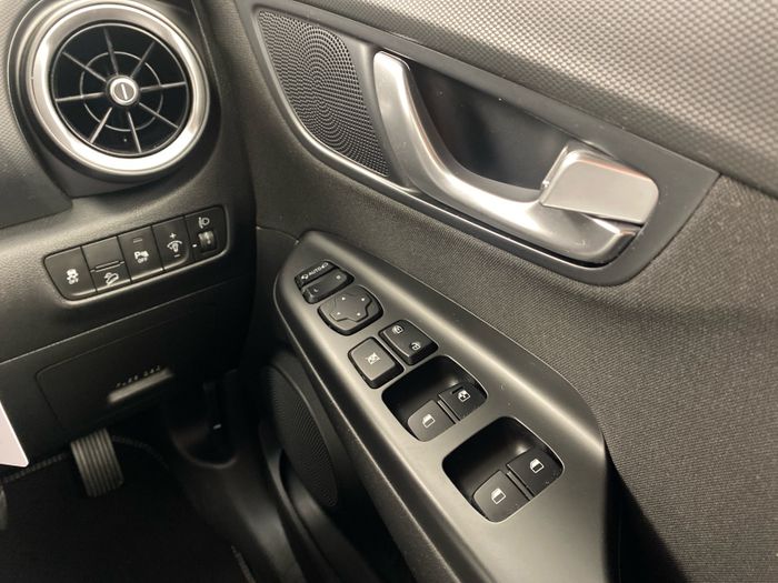 Hyundai Kona 2021
