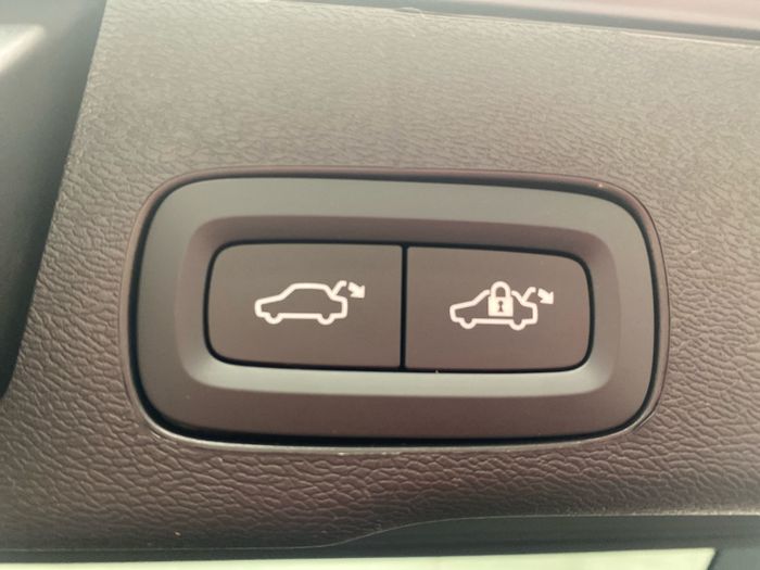 Volvo XC60 2026