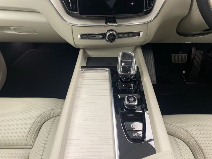 Volvo XC60 2026