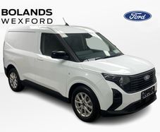 Ford TRANSIT COURIER 2026