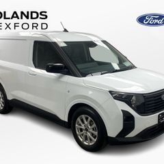 Ford TRANSIT COURIER 2026