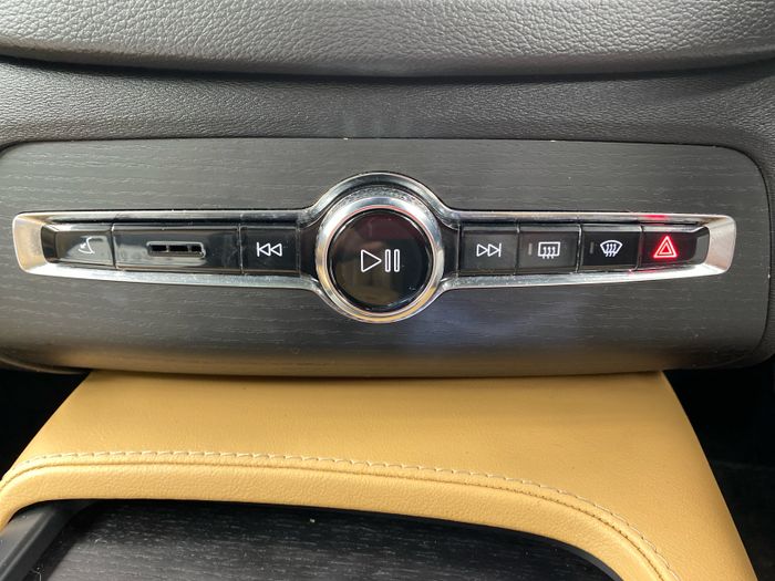 Volvo XC90 2022