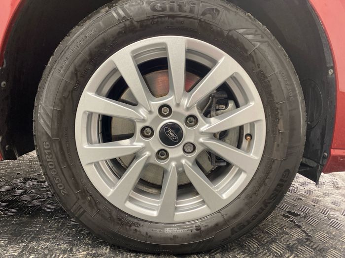 Ford TOURNEO CONNECT 2024