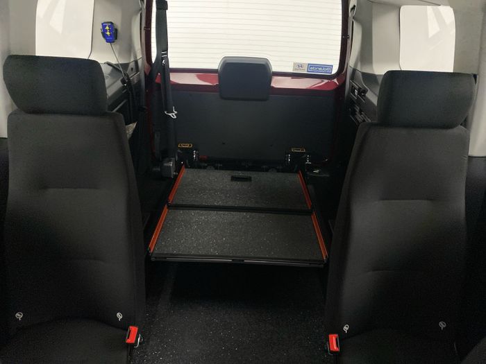 Ford TOURNEO CONNECT 2024