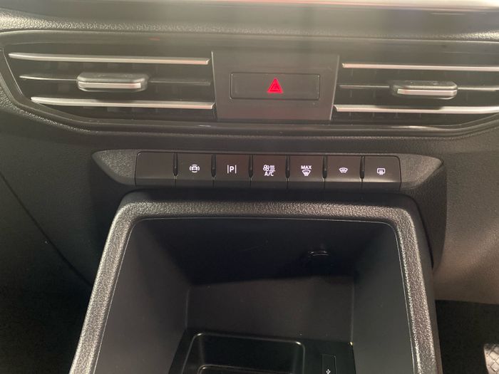 Ford TOURNEO CONNECT 2024