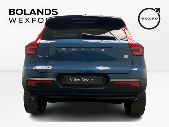 Volvo XC40 2024