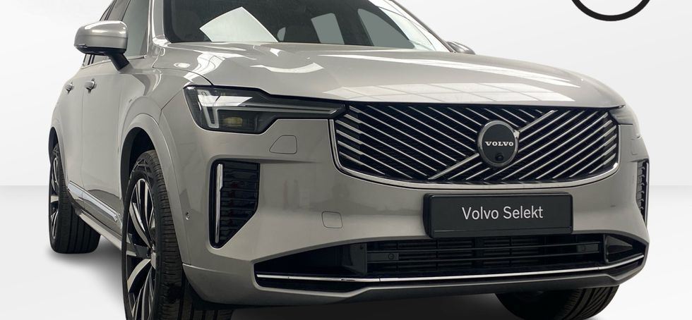 Volvo XC90 2025