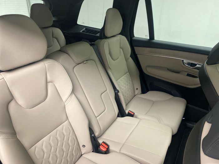 Volvo XC90 2025