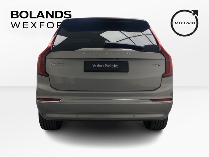 Volvo XC90 2025
