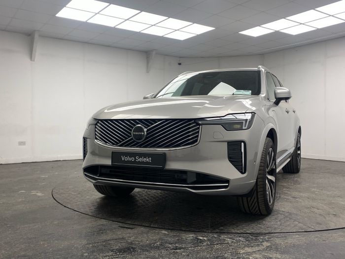 Volvo XC90 2025