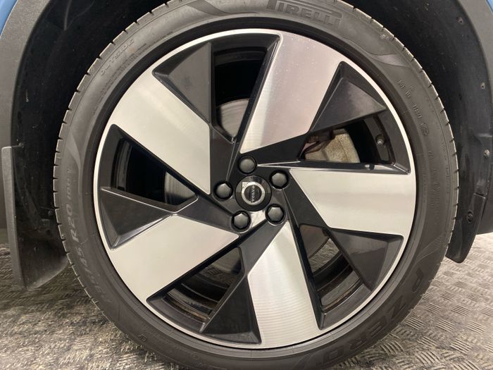 Volvo C40 2022