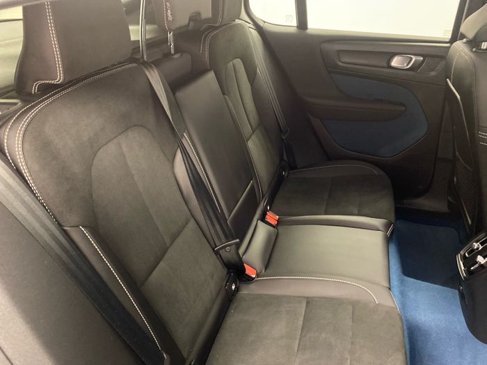 Volvo C40 2022