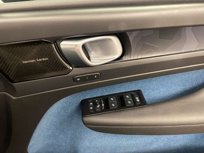 Volvo C40 2022