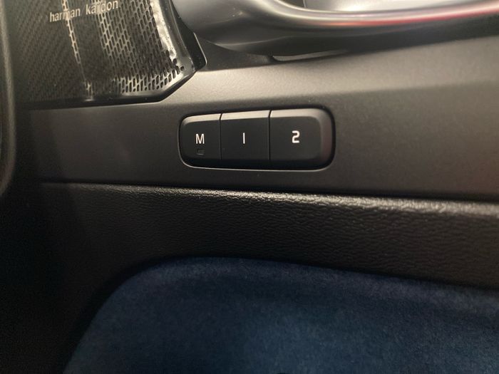 Volvo C40 2022
