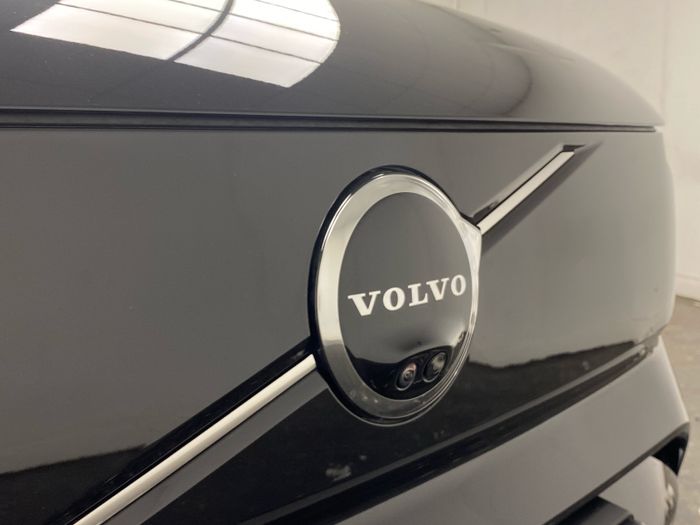 Volvo EX90 2026