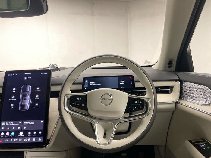 Volvo EX90 2026