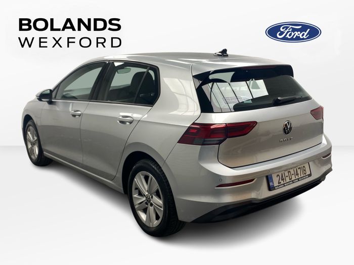 Volkswagen Golf 2024