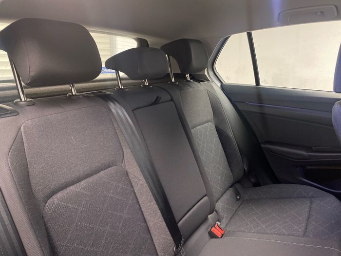 Volkswagen Golf 2024