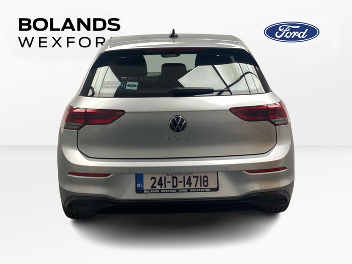 Volkswagen Golf 2024