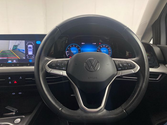 Volkswagen Golf 2024