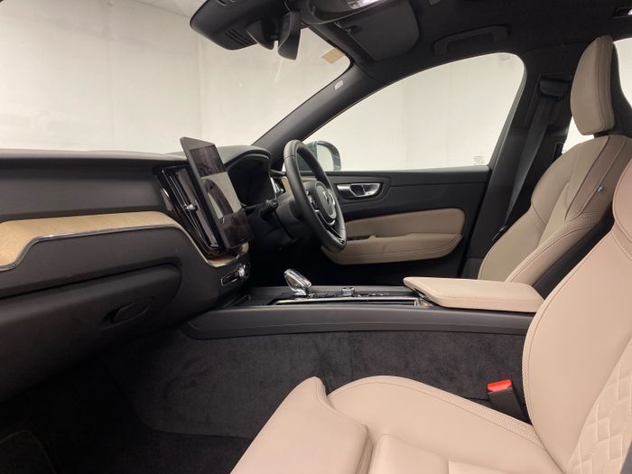 Volvo XC60 2026