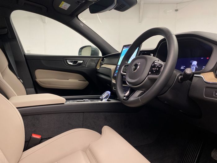Volvo XC60 2026