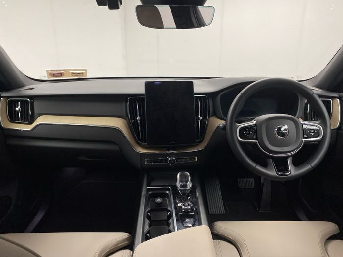 Volvo XC60 2026