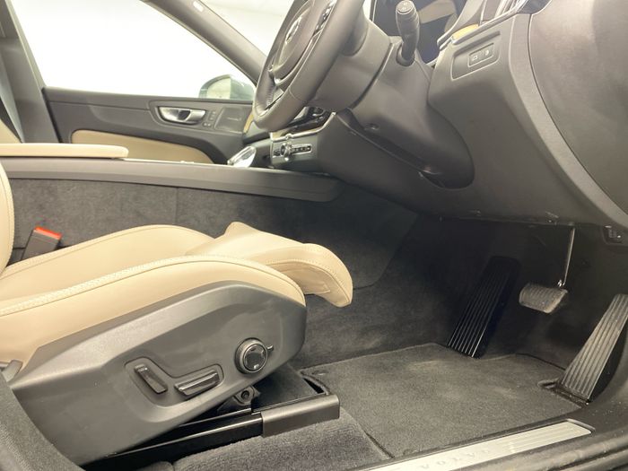 Volvo XC60 2026