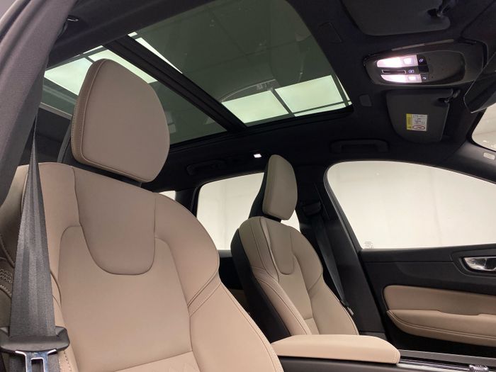 Volvo XC60 2026