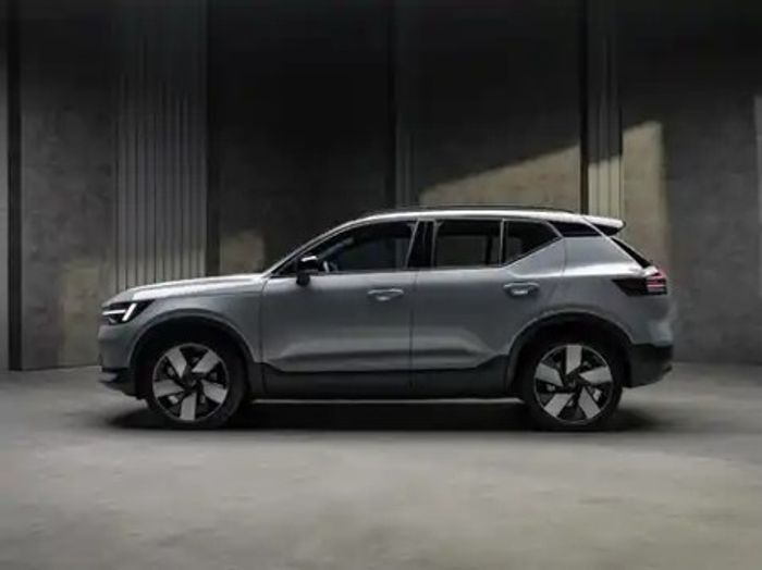 Volvo EX40 2027