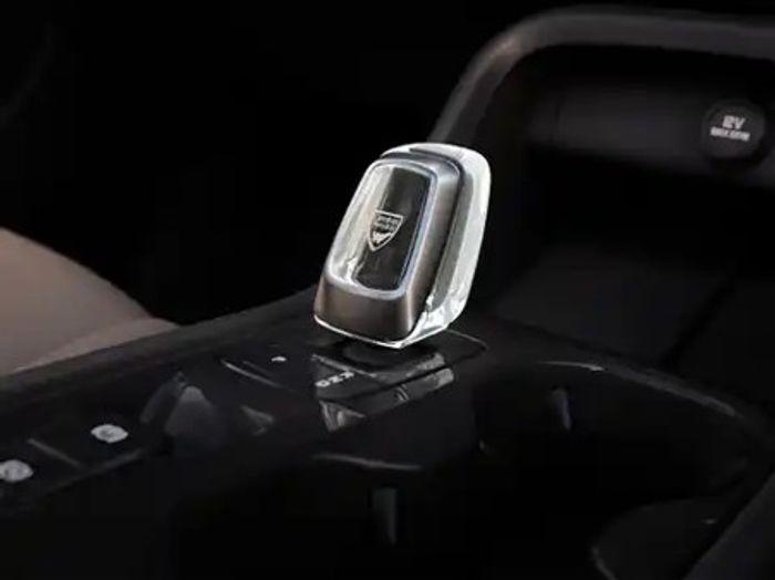 Volvo EX40 2027