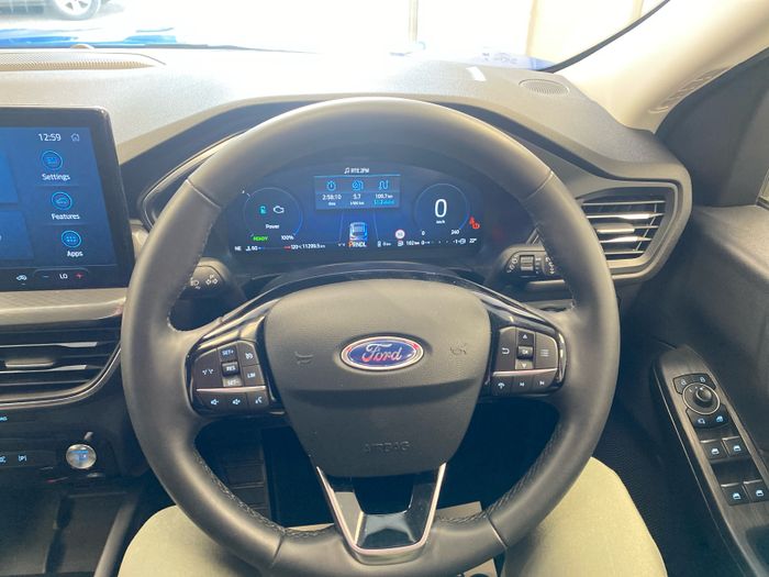 Ford Kuga 2025