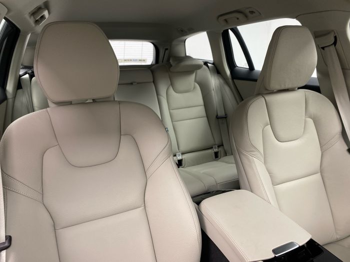 Volvo V60 2026