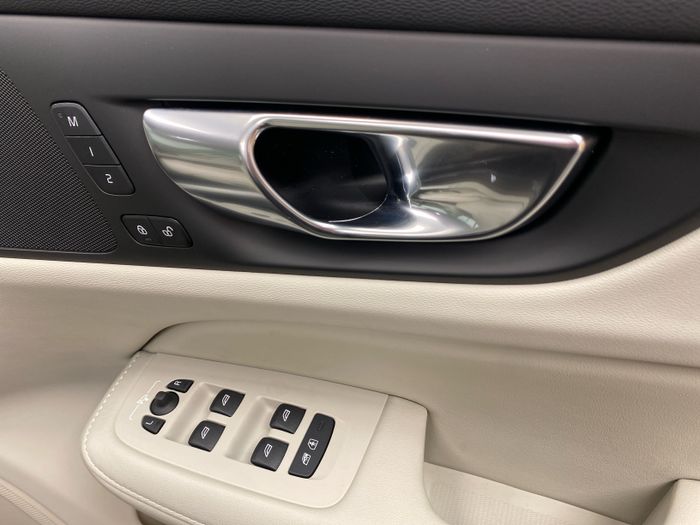 Volvo V60 2026